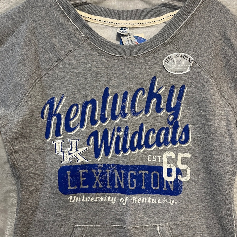 University of Kentucky Wildcats Sweatshirt Women Small Gray Crewneck New - Picture 2 of 6